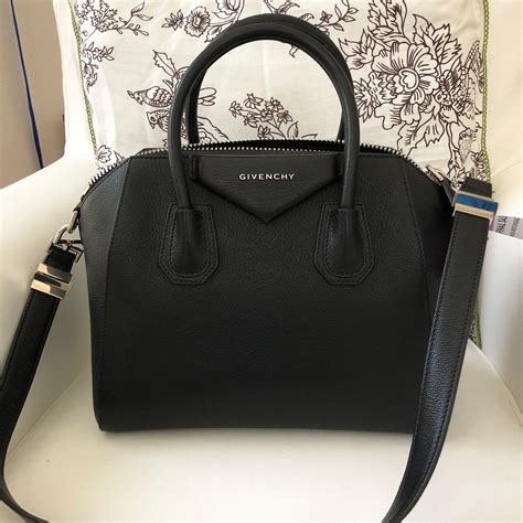 is the givenchy antigona out of style|givenchy antigona tote bag.